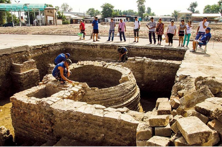 Archaeological excavations of emergency monuments